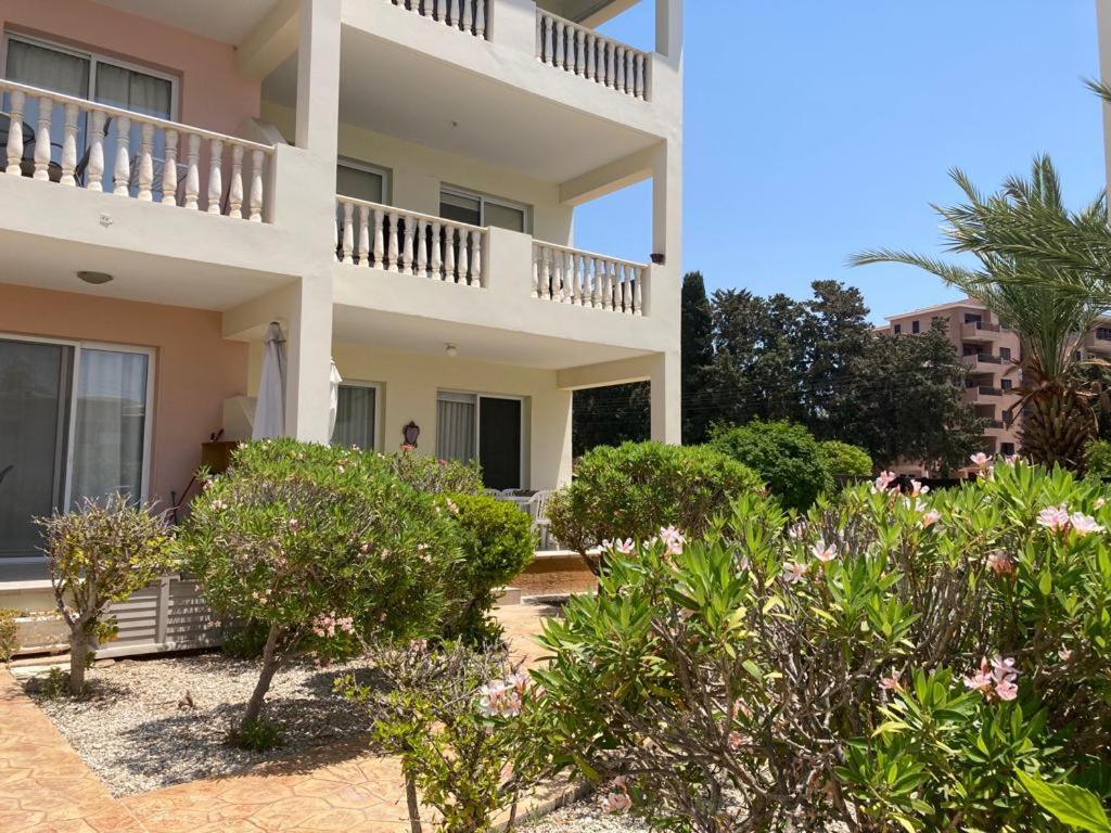 Diana 49 Leilighet Paphos Eksteriør bilde
